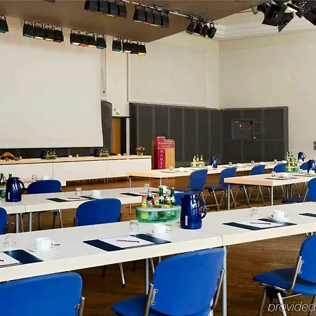 Parkhotel Hameln - Ehemals Mercure Hameln מלון האמלן